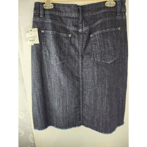 LIZ Claiborne new denim skirt. With pockets SIZE 6 - Picture 3 of 4
